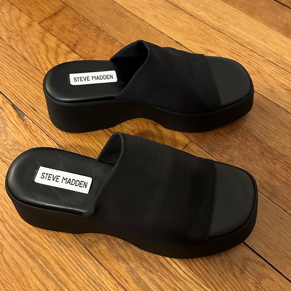 Steve Madden slinky shoes - Picture 3 of 10